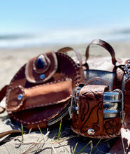 Load image into Gallery viewer, Tiffin A - ocean theme