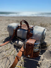 Load image into Gallery viewer, Blanket straps - ocean theme