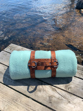 Load image into Gallery viewer, Blanket straps - meadow theme