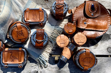 Load image into Gallery viewer, Picnic cups - squirrel with eagle lid