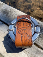 Load image into Gallery viewer, Tiffin A - woods theme