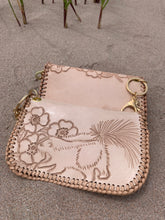 Load image into Gallery viewer, Keychain-Wallet - Skunks N’ Cheetah