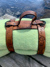 Load image into Gallery viewer, Blanket straps - woods theme