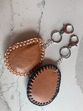 Load image into Gallery viewer, Keychain - mussel shell with tan lacing