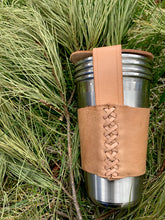 Load image into Gallery viewer, Picnic cups - beaver with loon lid