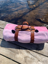 Load image into Gallery viewer, Blanket straps - meadow theme