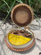 Load image into Gallery viewer, Jewellery Case - Yellow Mussel Shell