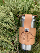 Load image into Gallery viewer, Picnic cups - beaver with loon lid