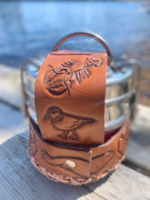 Load image into Gallery viewer, Tiffin A - ocean theme