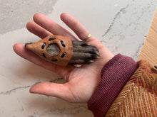 Load image into Gallery viewer, Keychain or ornamento - otter's paw with fish leather inlay