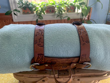 Load image into Gallery viewer, Blanket straps - meadow theme