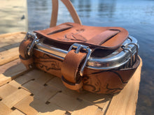 Load image into Gallery viewer, Tiffin B - lake theme with Canada goose top