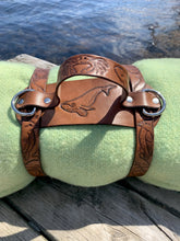 Load image into Gallery viewer, Blanket straps - ocean theme