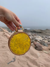 Load image into Gallery viewer, Jewellery Case - Yellow Mussel Shell