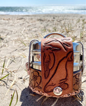 Load image into Gallery viewer, Tiffin A - ocean theme