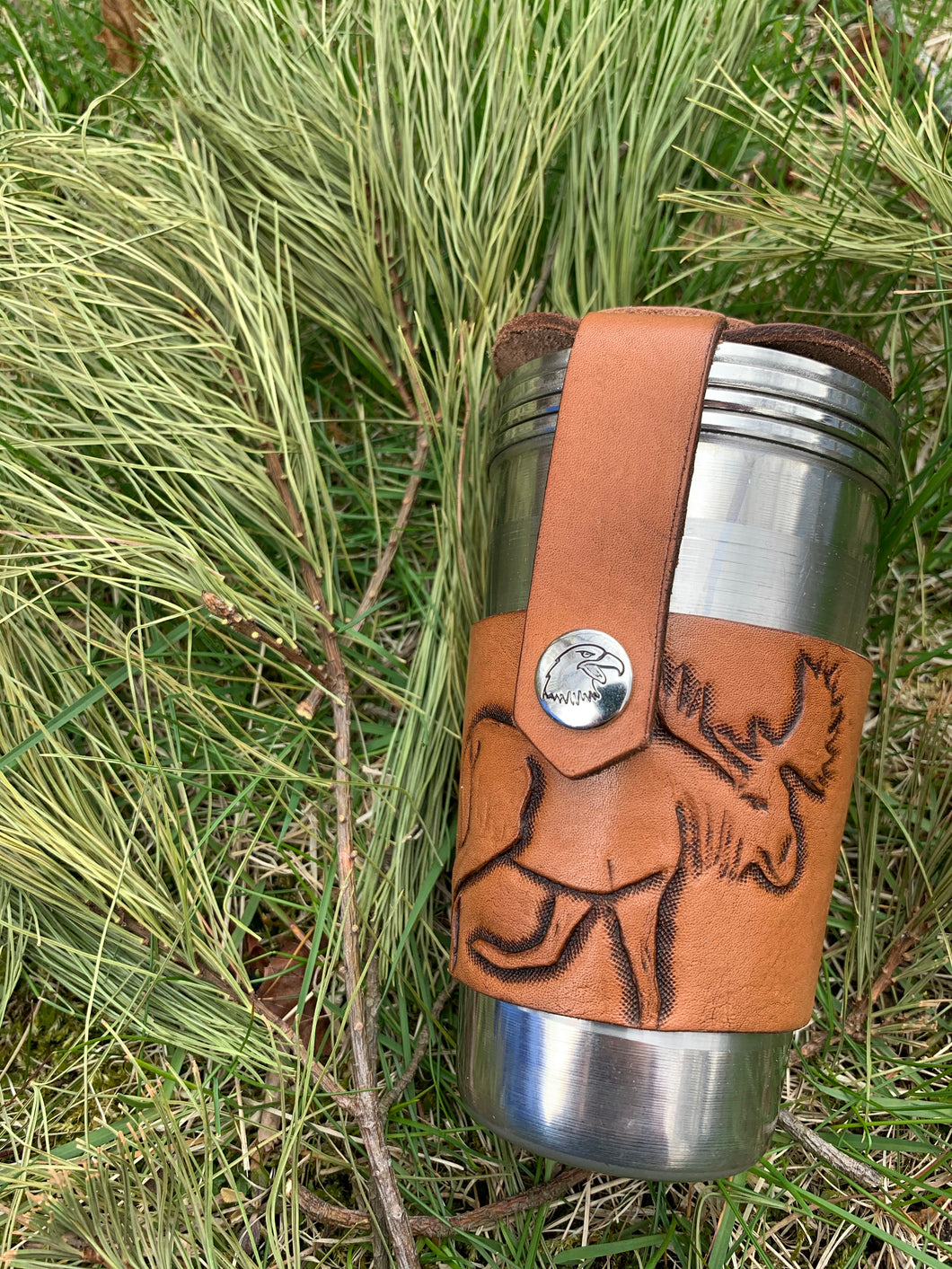 Picnic cups - moose with rabbit lid