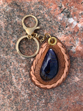 Load image into Gallery viewer, Keychain/Clip-On - Mussel Shell
